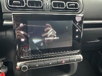 Citroën C3 1.2 PureTech 83pk C-Series - navi - line assist - clima - cruise - apple carpl - 66dkm nap - licht + regensensor picture 37