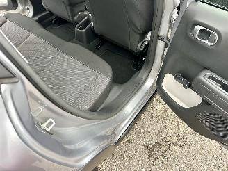 Citroën C3 1.2 PureTech 83pk C-Series - navi - line assist - clima - cruise - apple carpl - 66dkm nap - licht + regensensor picture 67