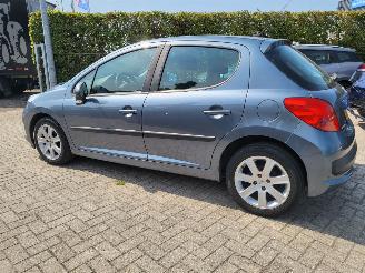Peugeot 207 Peugeot 207 5 Drs 1.4 VTi Cool \'n Blue picture 5