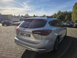 Ford Focus 91KW HYBRIDE / ST-LINE picture 15