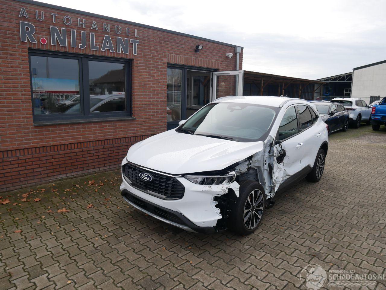 Ford Kuga TITANIUM