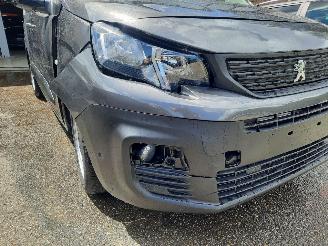 Peugeot Partner 1.2 110Pk Partner Premium 2x schuifdeuren & Achter deuren PDC Voor & Achter picture 3