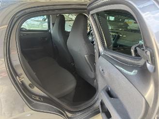 Peugeot 108 1.0 e-Active AIRCO Euro6 picture 20