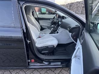 Peugeot 308 1.2 VTI  Active Clima picture 19