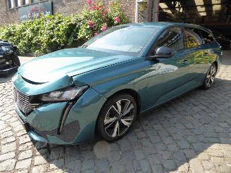 Coche accidentado Peugeot 308 SW Allure 2023/4