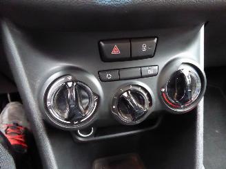 Peugeot 208  picture 13