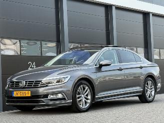 voitures voitures particulières Volkswagen Passat 1.6 TDI R-Line Pano Virtual Cockpit EURO-6 2016/6