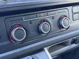 Volkswagen Transporter 2.0 TDI 3-PERS Airco picture 10