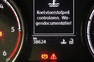 Volkswagen Transporter T6 picture 12