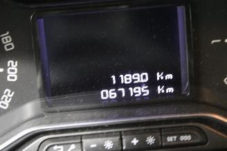 Citroën C-Crosser  picture 11