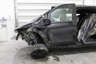 Mercedes V-klasse V 300 picture 6