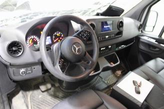 Mercedes Sprinter  picture 7