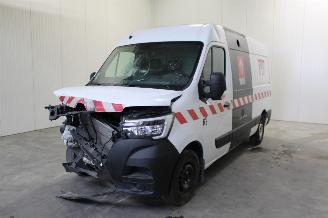 krockskadad bil auto Renault Master  2020/6