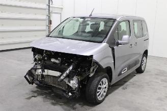 uszkodzony samochody osobowe Citroën Berlingo  2021/1