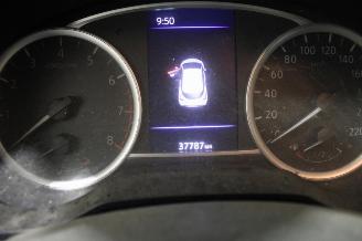 Nissan Micra  picture 12