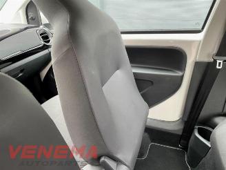 Volkswagen Up! Up! (121), Hatchback, 2011 1.0 12V 75 picture 26