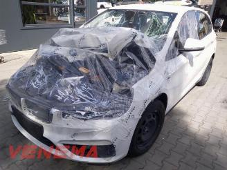 Vrakbiler auto BMW 2-serie 2 serie Active Tourer (F45), MPV, 2013 / 2021 218i 1.5 TwinPower Turbo 12V 2016/4