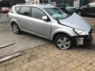 Kia Cee d  picture 1