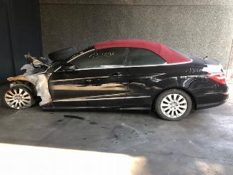 Vrakbiler auto Mercedes E-klasse 220 CABRIO 2013/1