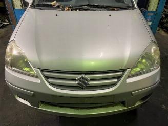 Suzuki Liana  picture 1