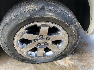 Dodge Ram Pick Up 1500 Crew Cab (DS/DJ/D2) Pick-up 5.7 Hemi V8 4x4 Pick-up  Benzine 5.654cc 295kW (401pk) 4x4 picture 14