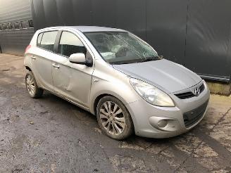Purkuautot passenger cars Hyundai I-20 Hatchback 2008 / 2015 1.4i 16V Hatchback  Benzine 1.396cc 74kW (101pk) FWD 2009/3