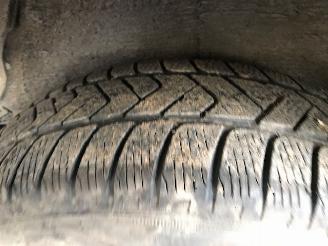 Toyota Rav-4 (A4) Terreinwagen 2012 / 2019 2.5 Hybrid 16V VVT-i 4x4 Jeep/SUV  Elektrisch Benzine 2,494cc 114kW picture 24