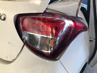 Hyundai I-10 (B5) Hatchback 2013 1.0 12V Hatchback  Benzine 998cc 49kW (67pk) FWD picture 18