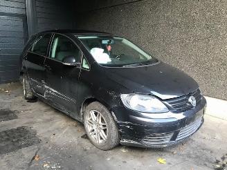 Salvage car Volkswagen Golf plus (5M1/1KP) MPV 2005 / 2013 1.9 TDI 90 MPV  Diesel 1.896cc 66kW (90pk) FWD 2008/2