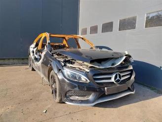 Vrakbiler auto Mercedes C-klasse  2017/10