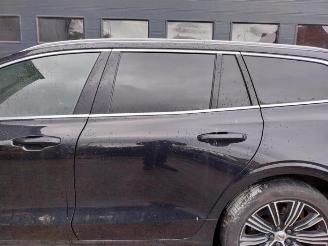 Volvo V-60 V60 Cross Country II (ZZ), Combi, 2018 2.0 D3 16V AWD picture 12