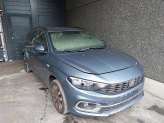 Vrakbiler auto Fiat Tipo  2023/1
