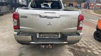 Mitsubishi L-200 L-200, Pick-up, 2014 2.2 DI-D 4WD picture 5