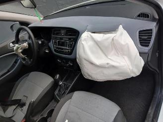 Hyundai I-20 i20 (GBB), Hatchback, 2014 / 2020 1.1 CRDi VGT 12V picture 16