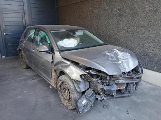 Vrakbiler auto Volkswagen Golf Golf VII (AUA), Hatchback, 2012 / 2021 1.6 TDI 16V 2013/5