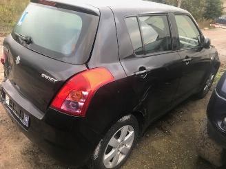 Vrakbiler auto Suzuki Swift 1300cc - benzine - automaat 2008/1