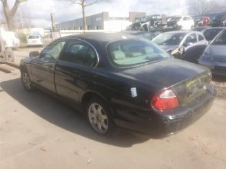 Jaguar S-type 4.0 v8 picture 2