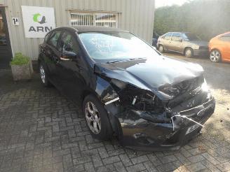 Salvage car Ford Focus  2011/1