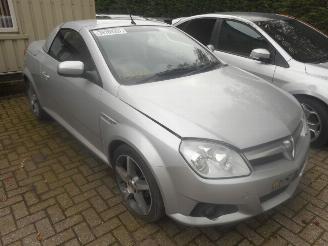 Vrakbiler auto Opel Tigra twin top 2009/1