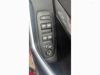 Peugeot 2008 2008 (CU), MPV, 2013 / 2019 1.2 12V e-THP PureTech 110 picture 13