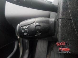 Peugeot 308 308 SW (4E/H), Combi 5-drs, 2007 / 2014 1.6 VTI 16V picture 15