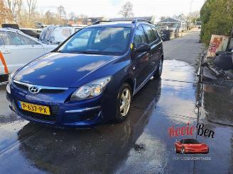 Hyundai I-30 i30 Crosswagon (WWH), Combi, 2007 / 2012 1.4 CVVT 16V picture 3