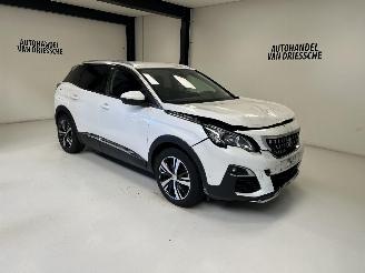 Schadeauto Peugeot 3008 ALLURE 2017/2