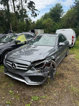 Vrakbiler auto Mercedes C-klasse C 200 D COMBI 2017/11