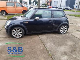 Mini Cooper Mini One/Cooper (R50), Hatchback, 2001 / 2007 1.6 16V One picture 9