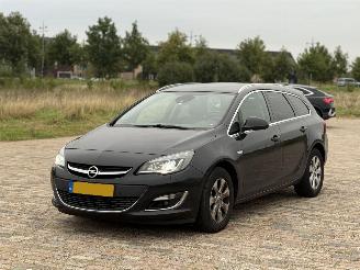 krockskadad bil auto Opel Astra 1.6 cdti edition EURO 6 SPORTS TOURER 2016/1