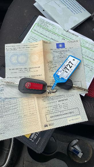 Opel Crossland 1.2 picture 8