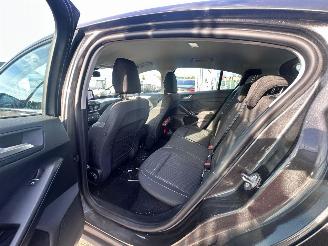 Ford Focus 1.0 EcoBoost hybride 125PK picture 8