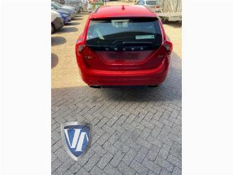 Volvo V-60 V60 I (FW/GW), Combi, 2010 / 2018 2.0 D4 16V picture 3