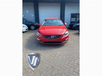 Volvo V-60 V60 I (FW/GW), Combi, 2010 / 2018 2.0 D4 16V picture 2